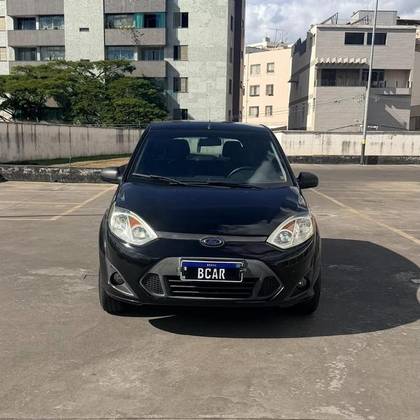 FORD FIESTA 1.6 ROCAM SE 8V FLEX 4P MANUAL FORD FIESTA 1.6 ROCAM SE 8V FLEX 4P MANUAL